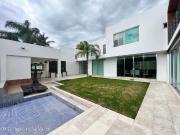 Casa, alberca, 4 recamaras, sala de cine. VENTA,... Casa, alberca, 4 recamaras, sala de cine. VENTA,...