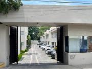 Casa Alpes: Casa en condominio en venta en Los Alpes