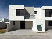 CASA ALPINA EN VENTA EN ABADIA