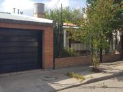 Casa Alquiler 3 ambientes, 1 cochera, 200m2, 9 Julio...