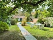 Casa Alquiler 3 dormitorios 25 años, 305m2, 4 cocheras,...