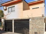 Casa Alquiler 4 ambientes 10 años, 2 cocheras, San Roque...