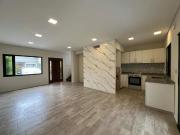 Casa Alquiler 4 ambientes 2 años, 80m2, 1 cochera, La...