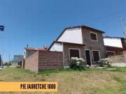 Casa Alquiler 4 ambientes, 80m2, 3 cocheras, Pje...