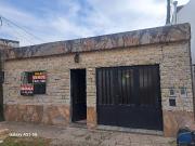 Casa Alquiler 4 ambientes, Sur, 60m2, Esteban Luca 2700,...