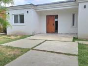 Casa Alquiler 5 ambientes, 142m2, 3 cocheras, Barrio...