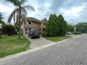 Casa Alquiler 5 ambientes 19 años, 350m2, 2 cocheras,... Casa Alquiler 5 ambientes 19 años, 350m2, 2 cocheras,...