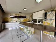 Casa Alquiler 5 ambientes, 300m2, Avenida Jorge Newbery...