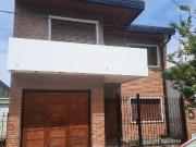 Casa Alquiler 6 ambientes 8 años, 253m2, 1 cochera, 22...