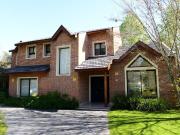 Casa Alquiler 7 ambientes 6 años, 3 cocheras, 400m2,...