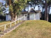 CASA ALQUILER ANUAL EN PINAMAR DE 3 AMBIENTES