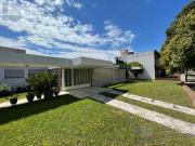 Casa Alquiler BºJardin. 4domr