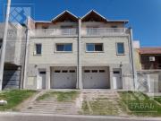 Casa alquiler Santa Genoveva, 3 dormitorios, 2 baños,...