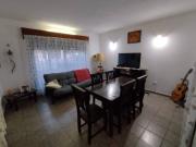 Vendo Casa mas Depto en Altamira amplia