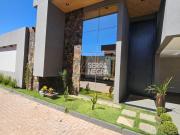 CASA ALTO PADRÃO 03 QUARTOS LAZER COMPLETO CHURRASQUEIRA...