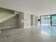 Casa Alto Padrão 3 Dorm. / 3 suites Ecoville Porrto Alegre