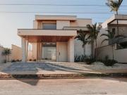 Casa Alto Padrão – 3 Suítes Jardim Botânico