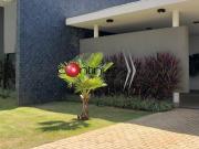 Casa Alto Padrão à venda com porteira fechada no...