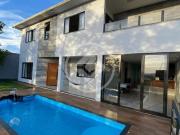Casa Alto padrão Bairro Residencial Joá Área constr. 320 m²