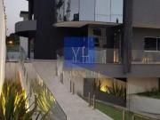 Casa Alto Padrão com 4 Suítes e 12 Vagas de Garagem,...