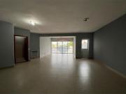 Casa Alto Padrão com 4 sutes, 347 m2 de área útil,...