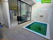 Casa alto padrão com Piscina