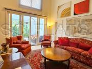 Casa alto padrão disponível para venda no Morumbi, com...