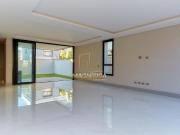 Casa Alto Padrão em Condomínio Fechado – 4 Suítes
