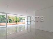 Casa alto padrão em condomínio fechado na Ch. Sto Antônio