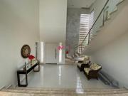 CASA ALTO PADRÃO NO CONDOMINIO SERRA DOS CRISTAIS...