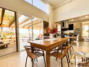 Casa Alto Padrão para Venda ou Locação no Condomínio...