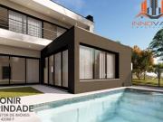 Casa Alto Padrão, com piscina em construção, Caxias...