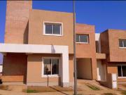 Casa Altos de Manantiales