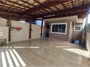 Casa Alugar, 2 Dormitórios localizado em Rua Luigi...