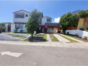 Casa AMOBLADA con gran jardín y piscina