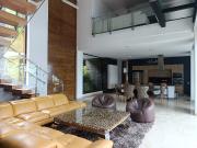 Casa Amoblada en Arriendo en La Calera Poblado, Medellin...