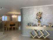 Casa amoblada en arriendo en Villa Santos