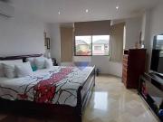 Casa amoblada en venta vial al sol