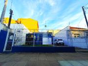 Casa ampla com 180m², 3 dormitórios, 2 vagas de garagem,...