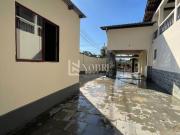 Casa Ampla com 4 Quartos e Quintal Espaçoso