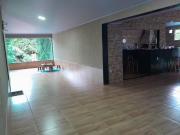 Casa ampla com 5 quartos em área de preservação,...