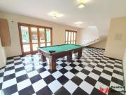 Casa ampla, com piscina e 3 dormitórios à venda, 498 m²...