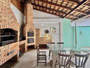 Casa ampla com piscina e espaço gourmet no Jardim...