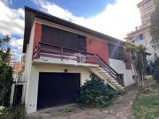Casa Ampla com três dormitório no bairro Humaitá