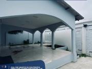 Casa Ampla em Adrianópolis com Churrasqueira e 5 Vagas...