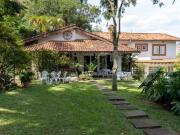 Casa ampla, mais de 430 m² !