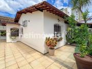 Casa ampla no Santa Tereza, com 2 suites, 2 cozinhas