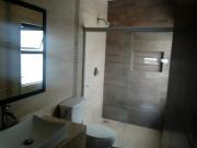 Casa amplia de 4 habitaciones con baño