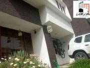 CASA AMPLIA E INDEPENDIENTE EN RICAURTE. Casa en Venta...