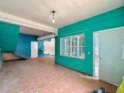 Casa amplia en 2 caminos